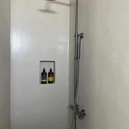 Tholos House * Анафи