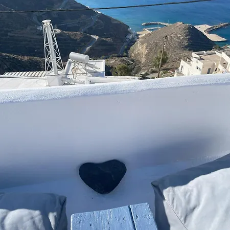 Дом отдыха Tholos House